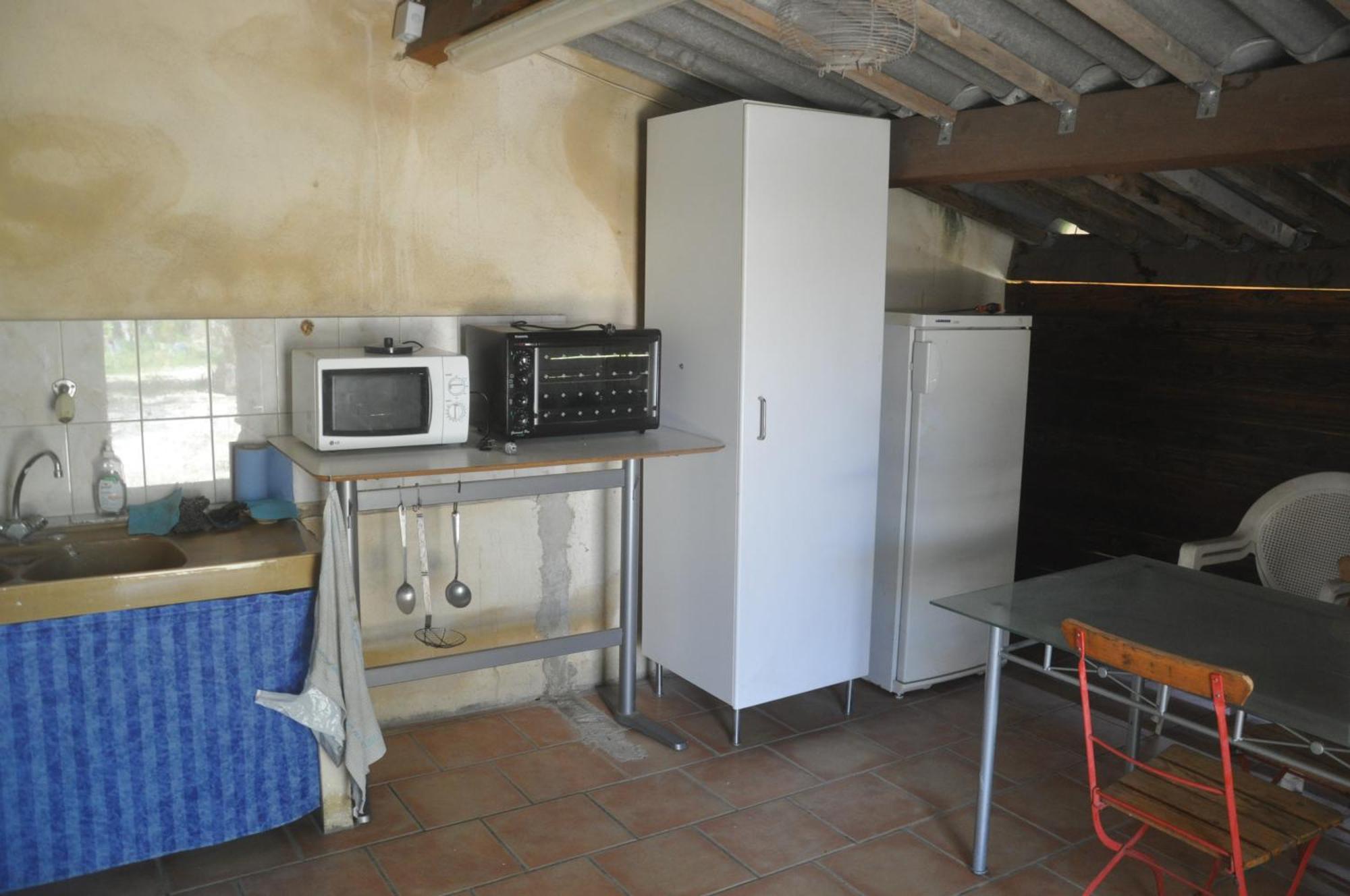Bed and Breakfast La Ferme De Tonton Jules Et Mame Julia Entraigues-sur-la-Sorgue Екстер'єр фото